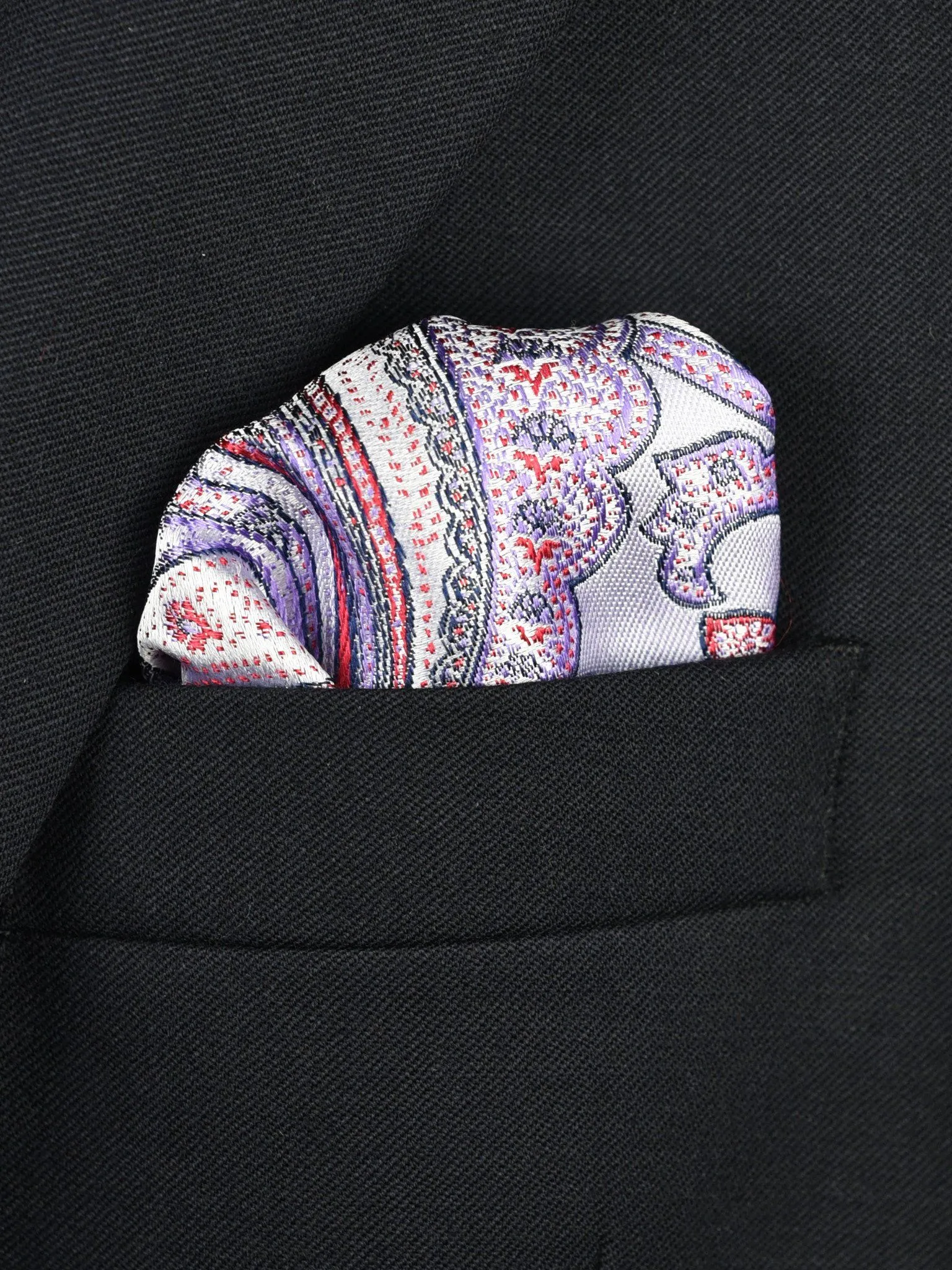 Boy's Pocket Square 22381 Lilac/Red Paisley