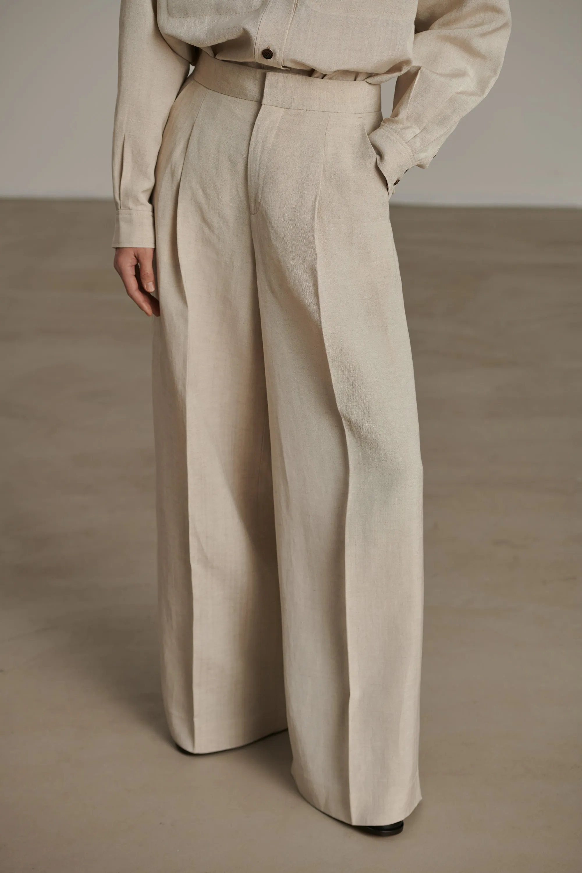 BRISTOL BEIGE TROUSERS