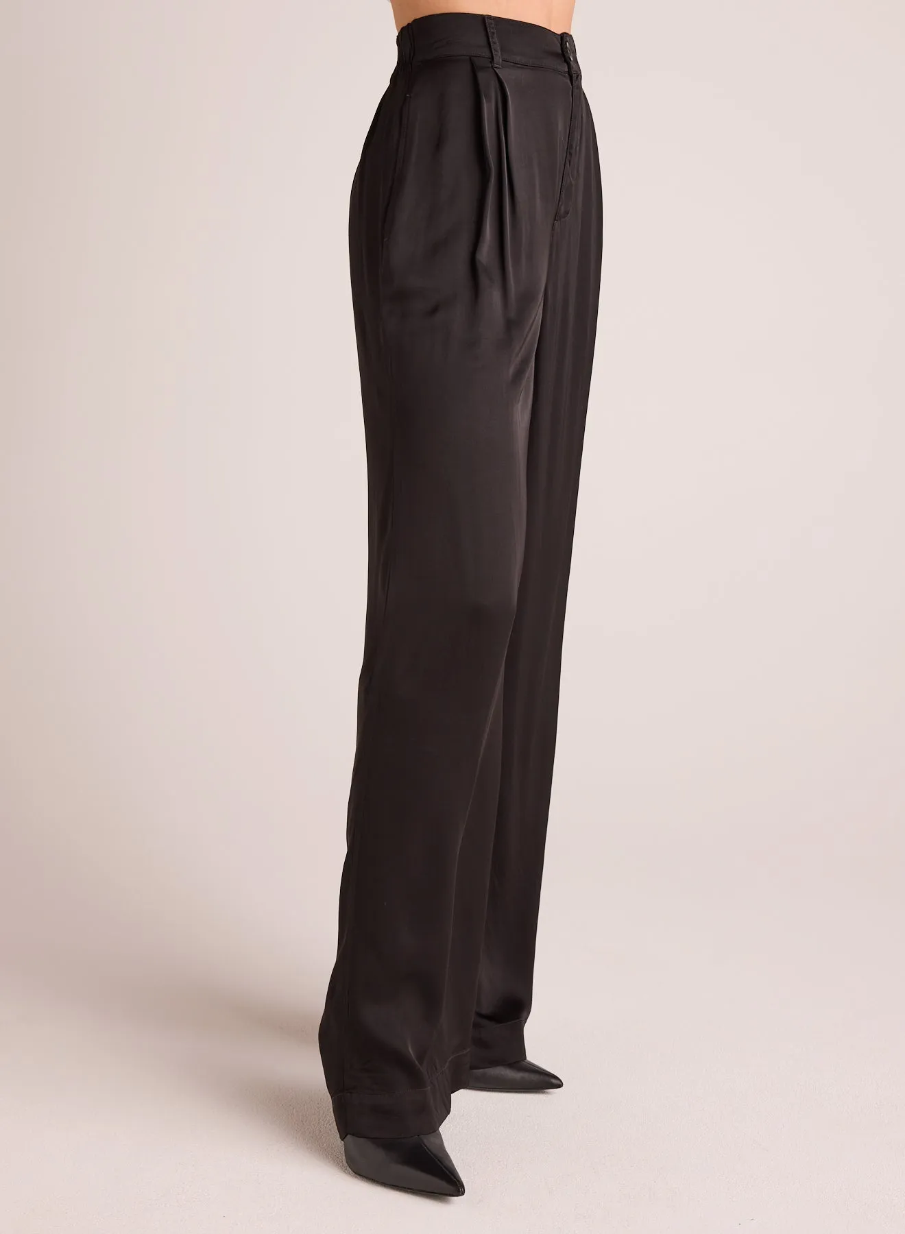 Pleated Wide Leg Trouser - Black