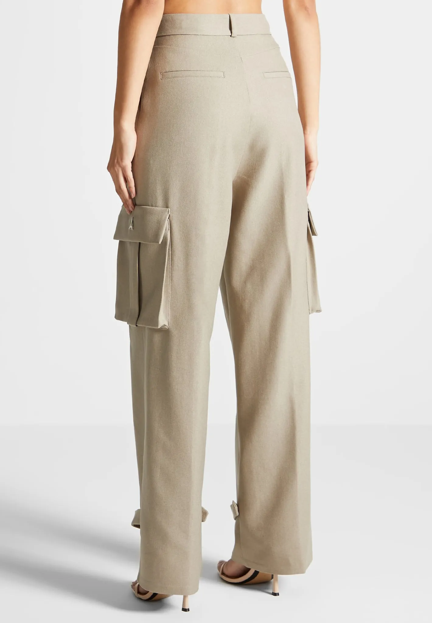 Tailored Pleated Cargo Trousers - Beige