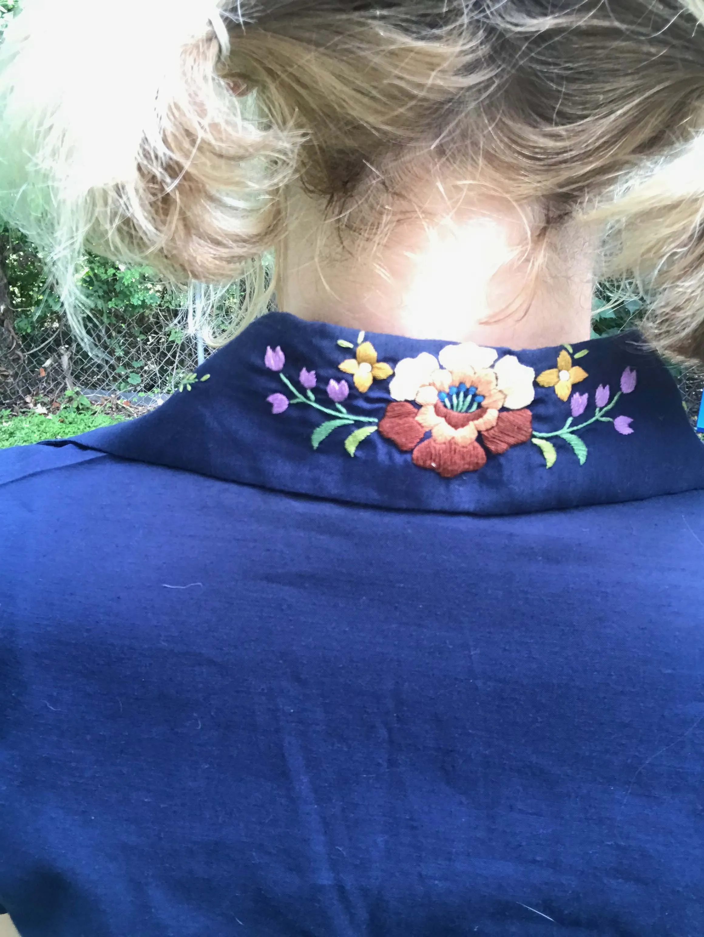 Vintage 70s | Blue Mexican Hippie Cotton Boho Floral Embroidered Top Blouse S M