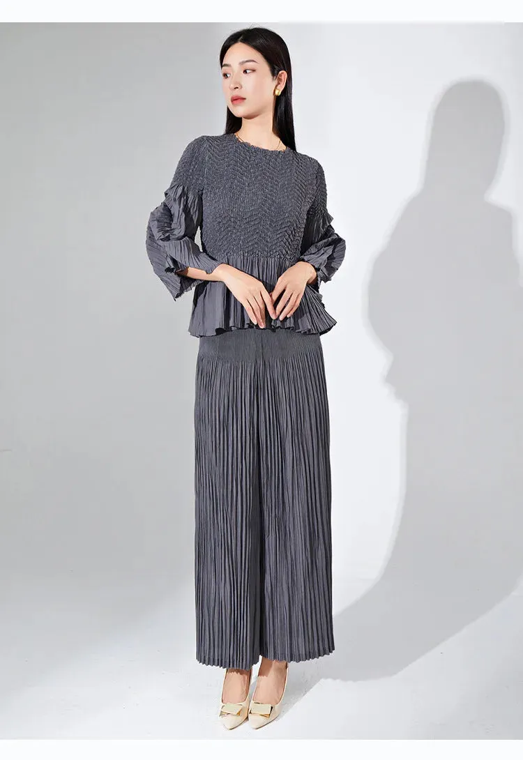 Women's Relaxed Glamour 2-Piece Pleated Trousers & Top Set