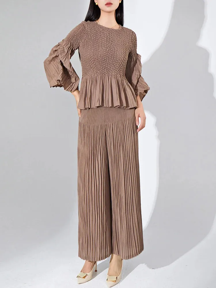 Women's Relaxed Glamour 2-Piece Pleated Trousers & Top Set